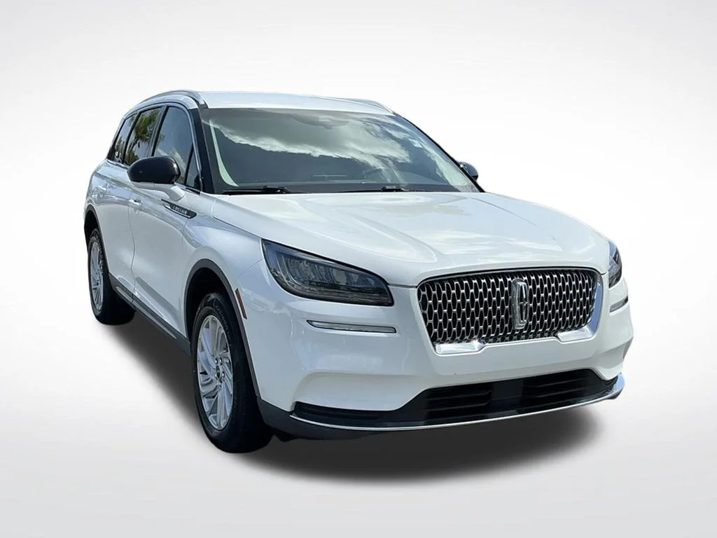 Used 2021 White Lincoln Standard image 15