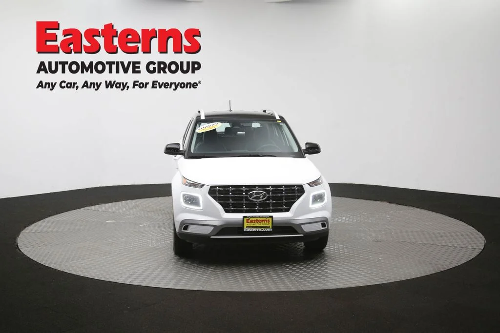 Used 2025 White Hyundai Limited image 51