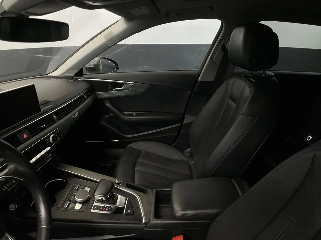 Used 2019 Gray Metallic Audi 2.0T Prestige image 31