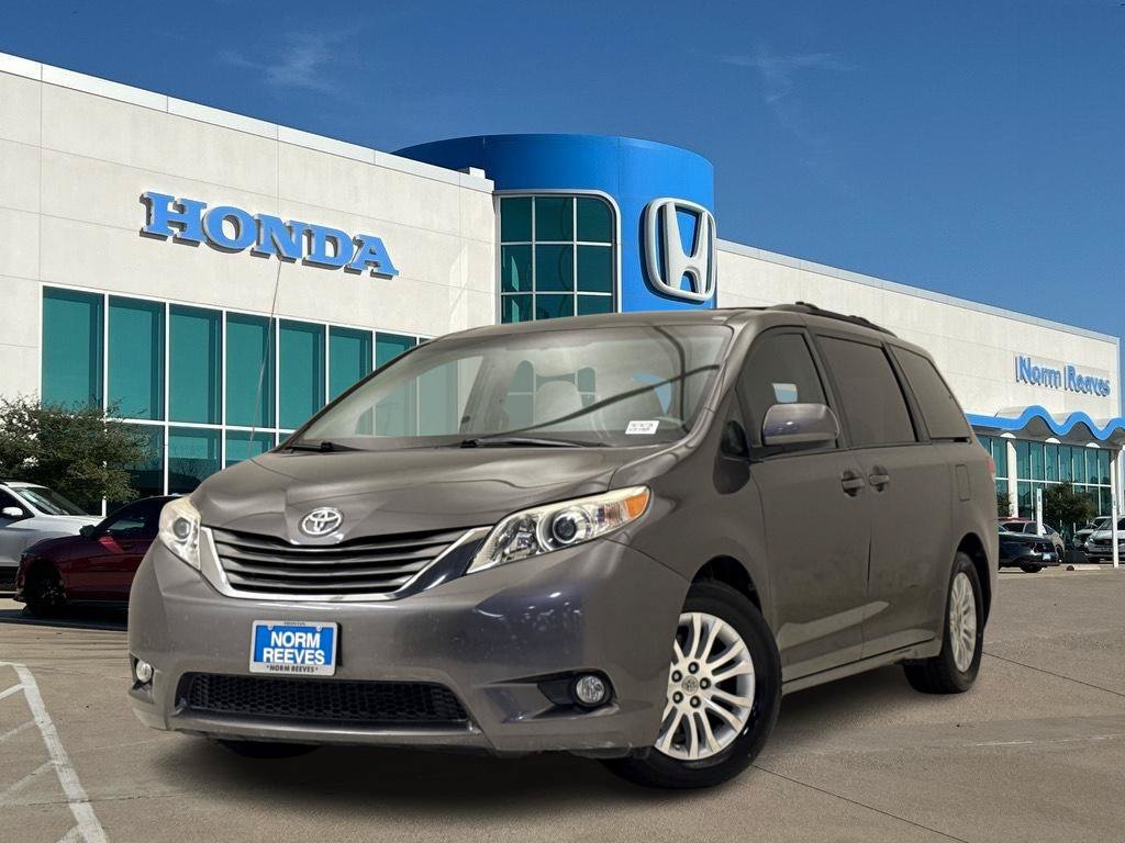 2011 Toyota Sienna