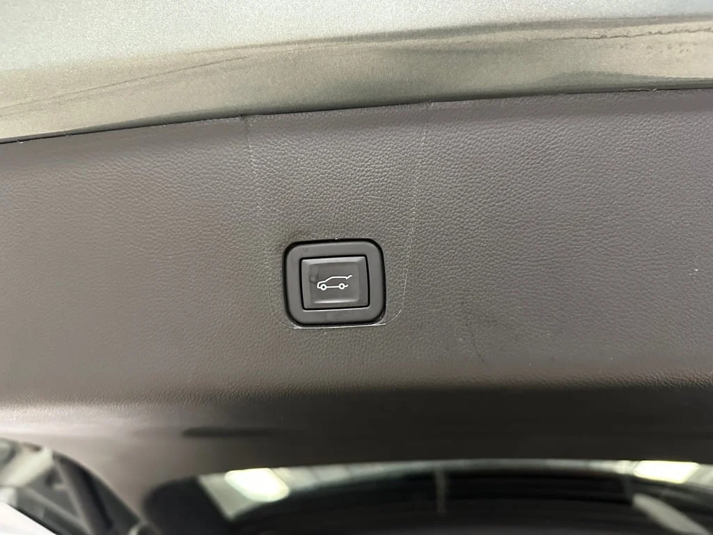 2023 Chevrolet Traverse 1LT - Photo 26