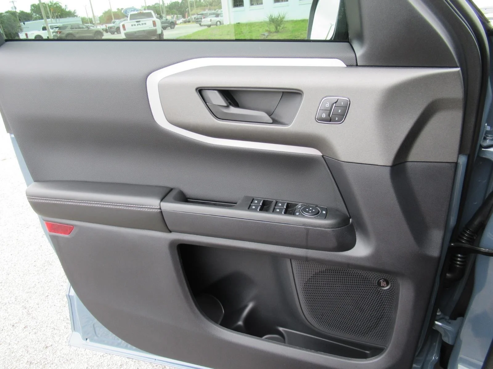New 2026 Azure Gray Metallic Tri-Coat Ford Outer Banks® image 19