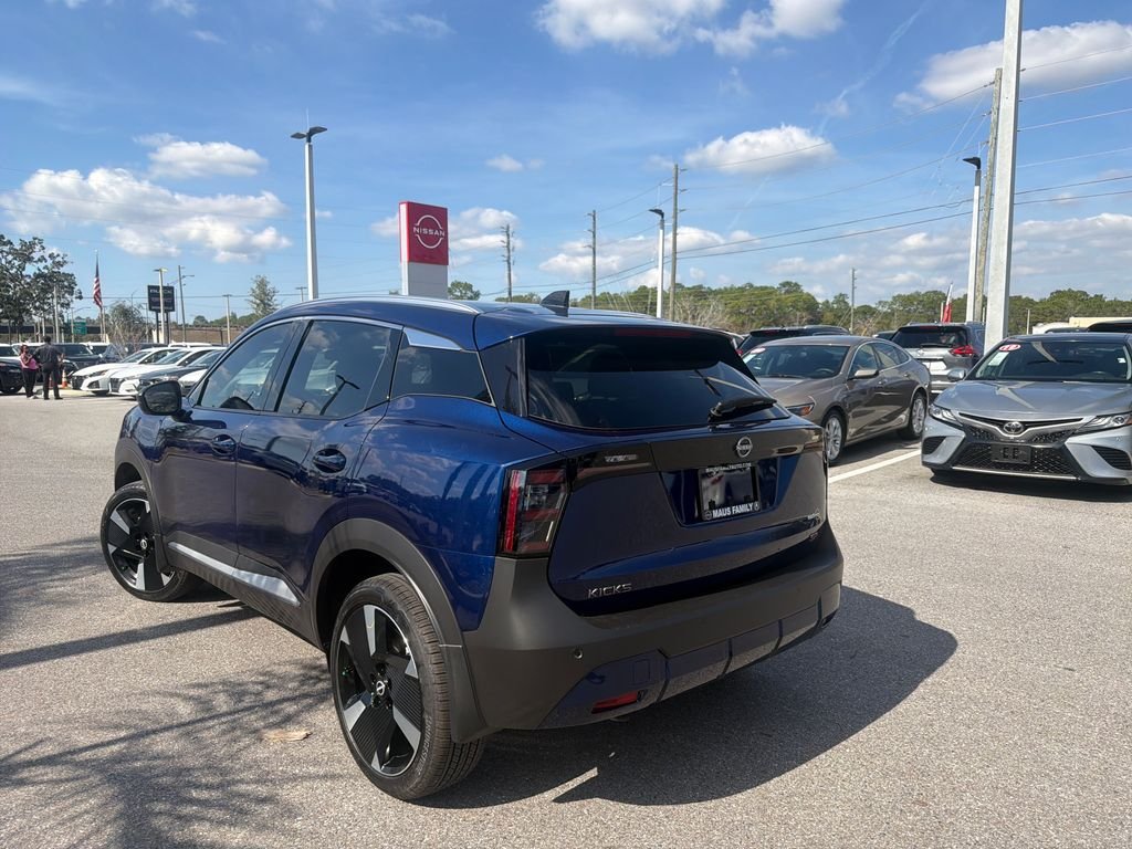 New 2026 Nissan Kicks SR 4D Sport Utility