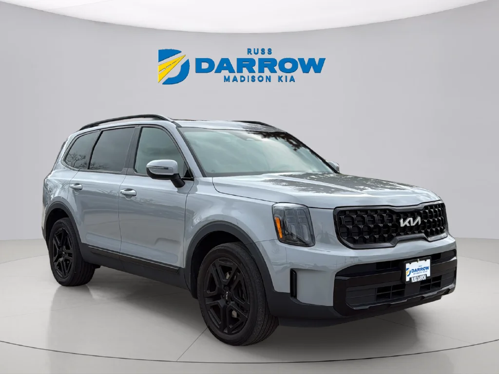 Used 2024 Wolf Gray Kia EX X-Line image 7