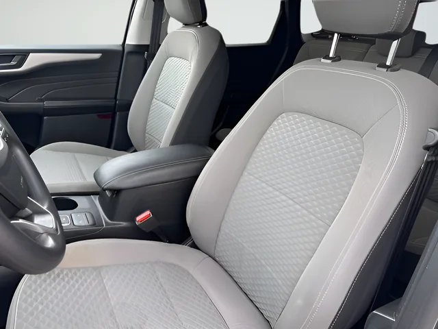 Used 2022 Gray Ford SE image 20