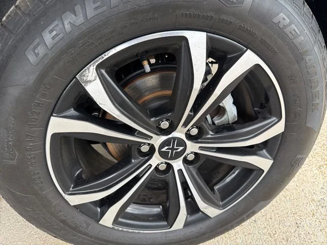 2020 Toyota RAV4 LE - Photo 10