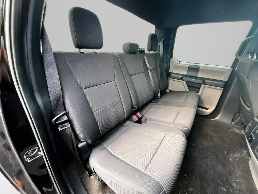 Used 2020 Black Ford XL image 26