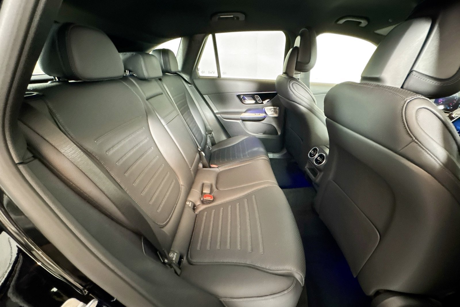New 2026 Black Mercedes-Benz GLC 300 image 24