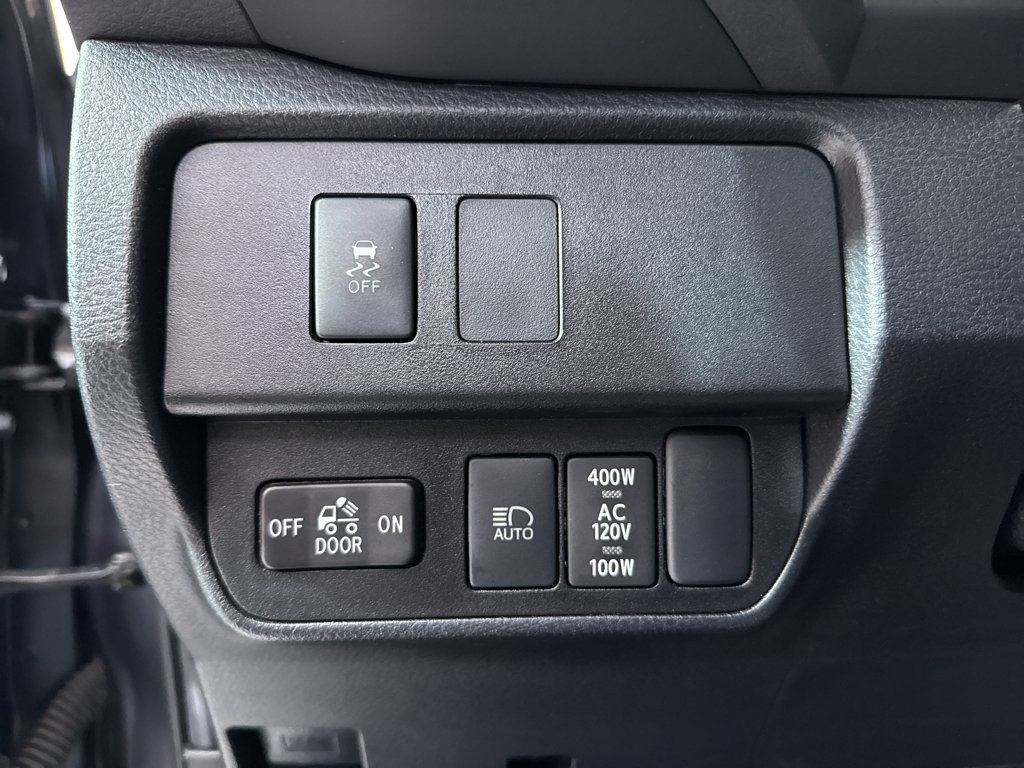 Used 2023 GREY Toyota  image 23