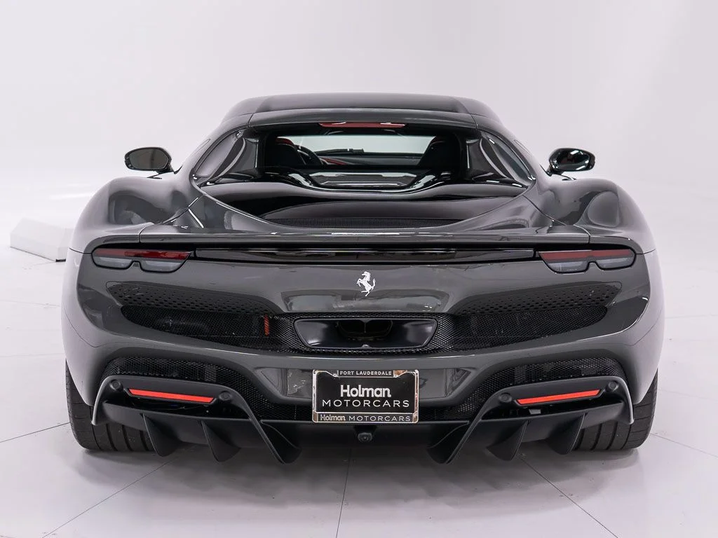 Used 2023 Grigio Scuro Ferrari  image 4