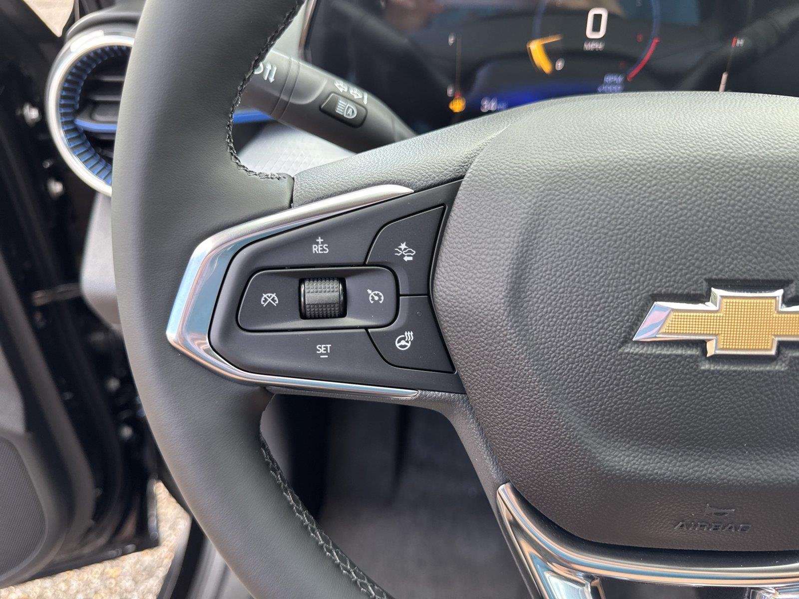 New 2026 Mosaic Black Metallic Chevrolet LT image 21