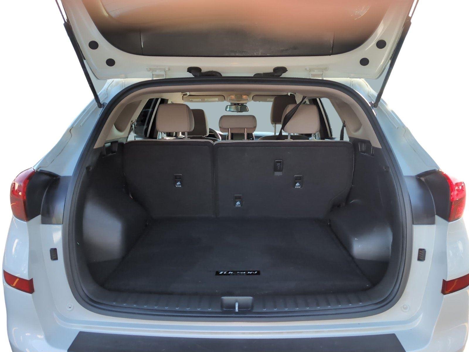 Used 2021 White Cream Hyundai SEL image 6