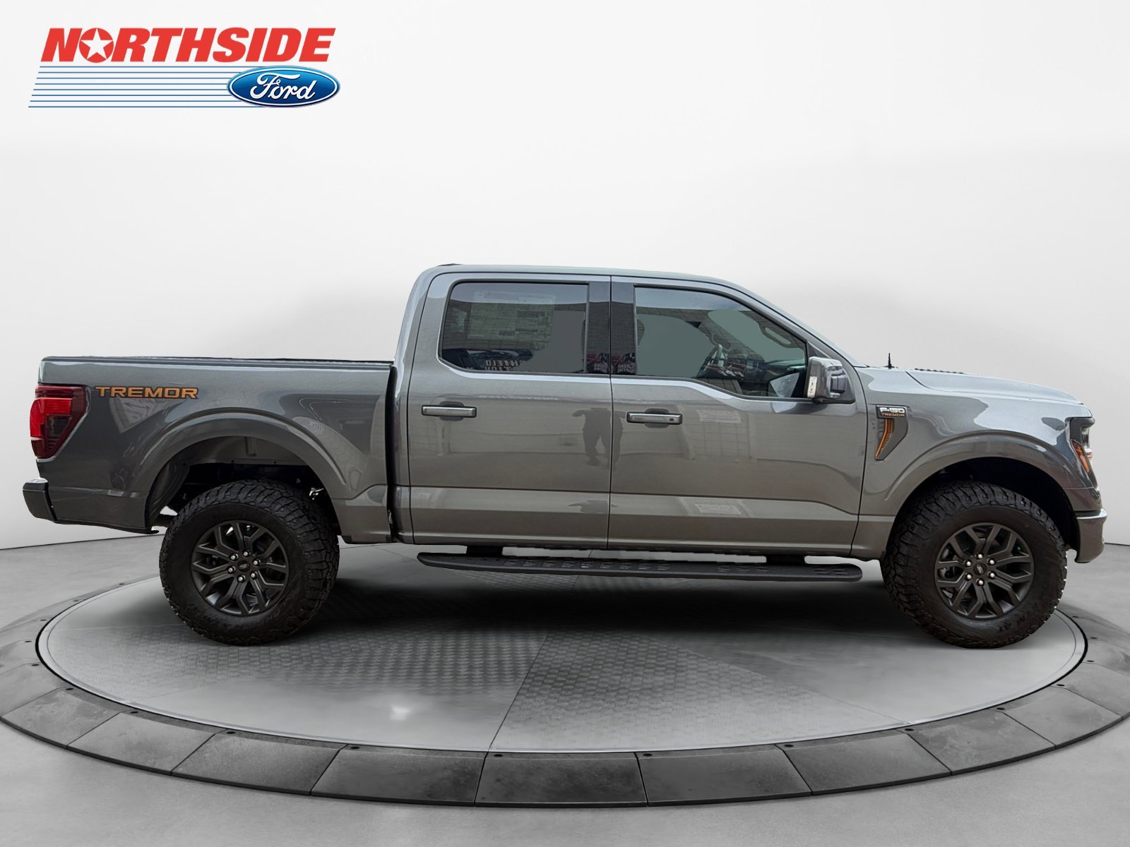New 2026 Carbonized Gray Metallic Ford Tremor image 8
