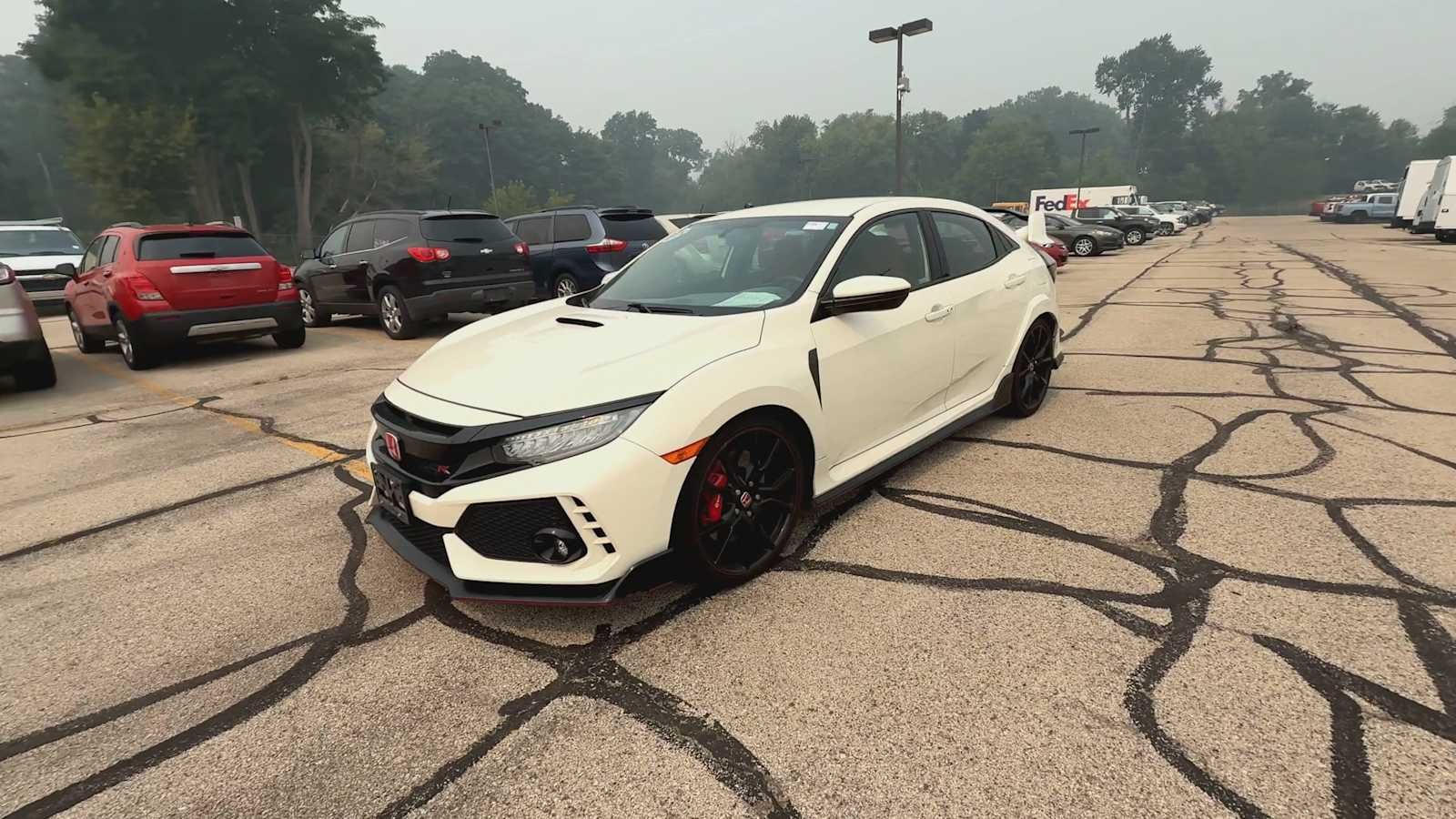 Used 2019  Honda Touring image 4
