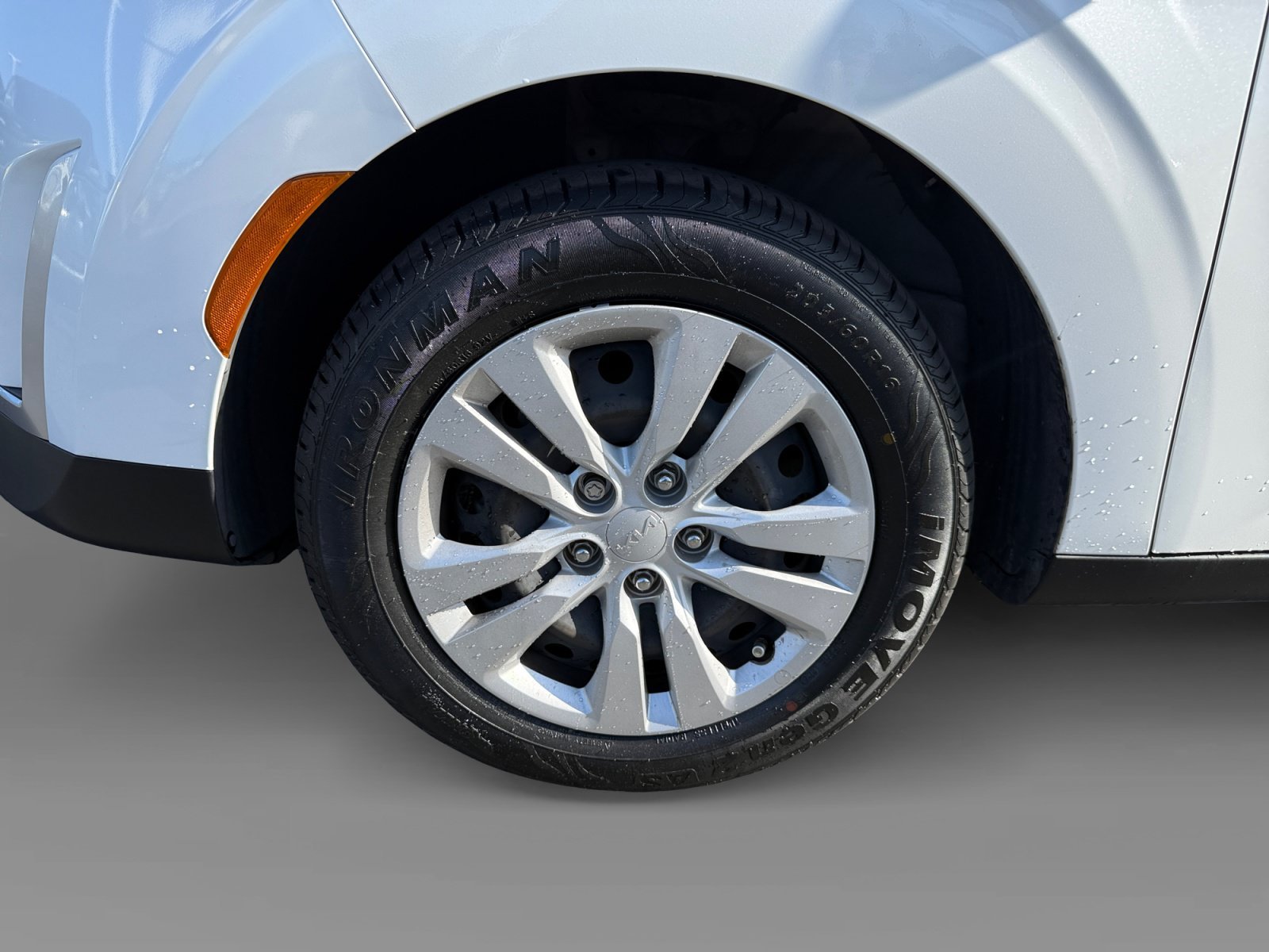 Certified Used 2023 Snow White Pearl Kia LX image 9