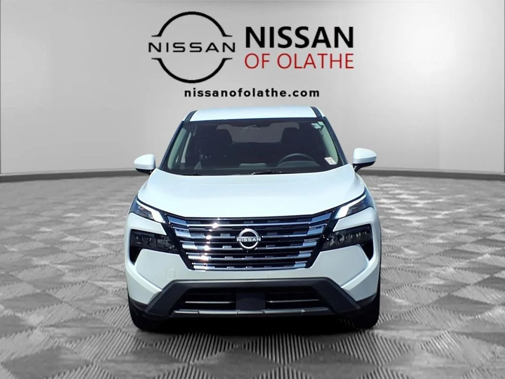 Used 2026 White Nissan SV image 31