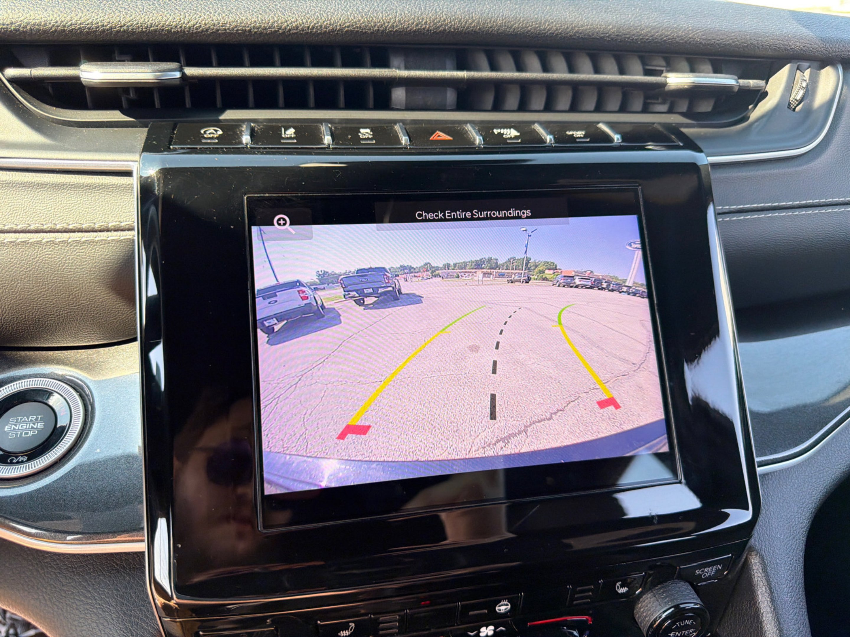 Used 2023 Diamond Black Jeep Altitude image 22