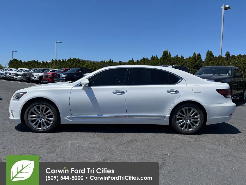 Used 2014 Starfire Pearl Lexus 460 L image 8