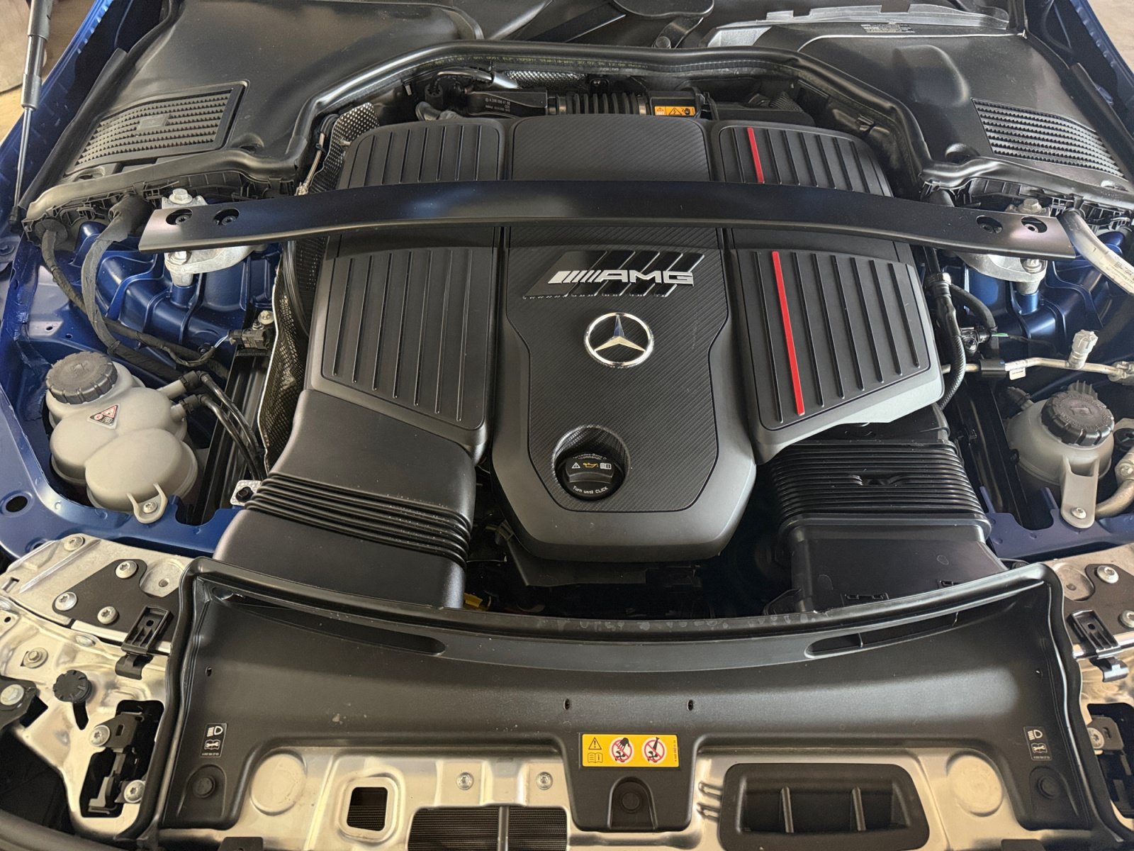 New 2026 MANUFAKTUR Starling Blue Magno Mercedes-Benz AMG® CLE 53 4MATIC+ Coupe image 20