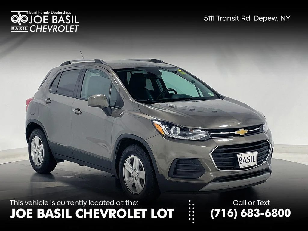 Used 2021 Gray Chevrolet LT image 1