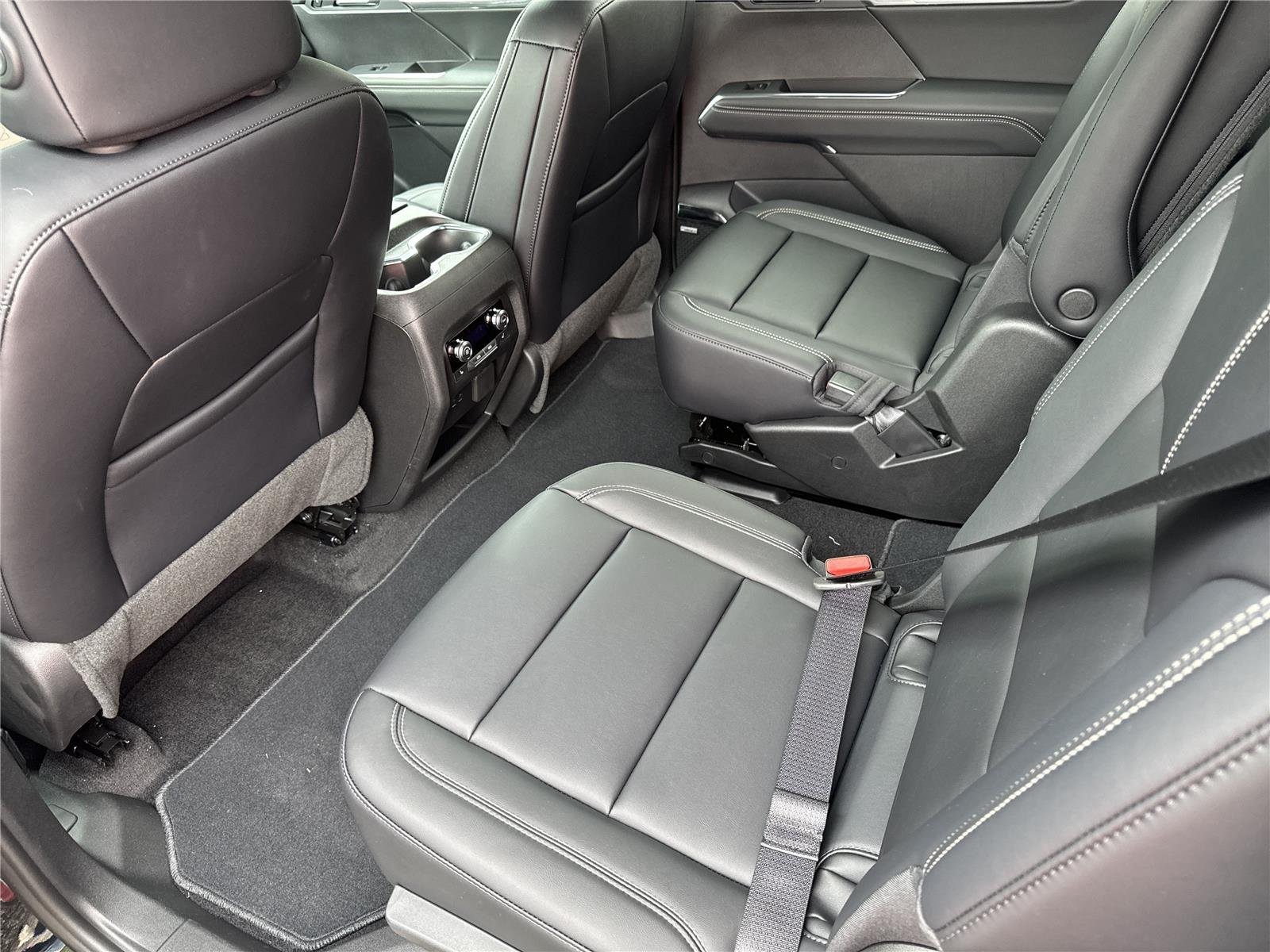 New 2026 Ebony Twilight Metallic GMC Elevation image 29