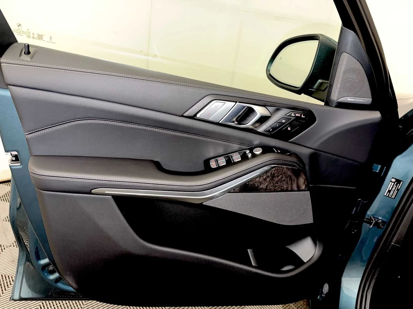 2026 BMW X7 40i - Photo 11