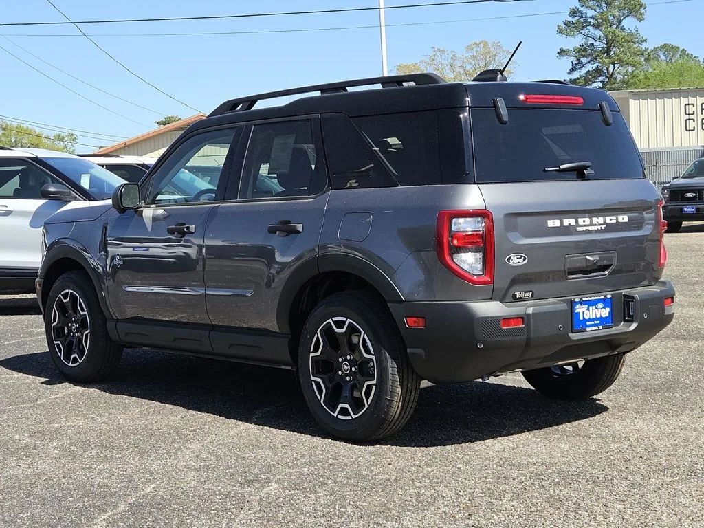 New 2026 Carbonized Gray Metallic Ford Outer Banks® image 7