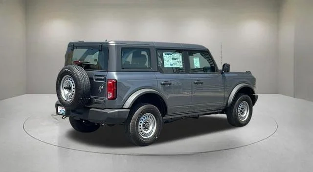 New 2026 Carbonized Gray Metallic Ford Base image 26