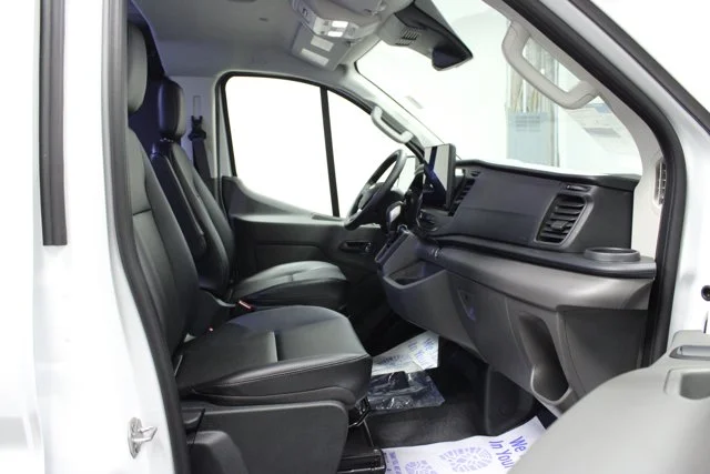 New 2026 Oxford White Ford Cargo Van image 37