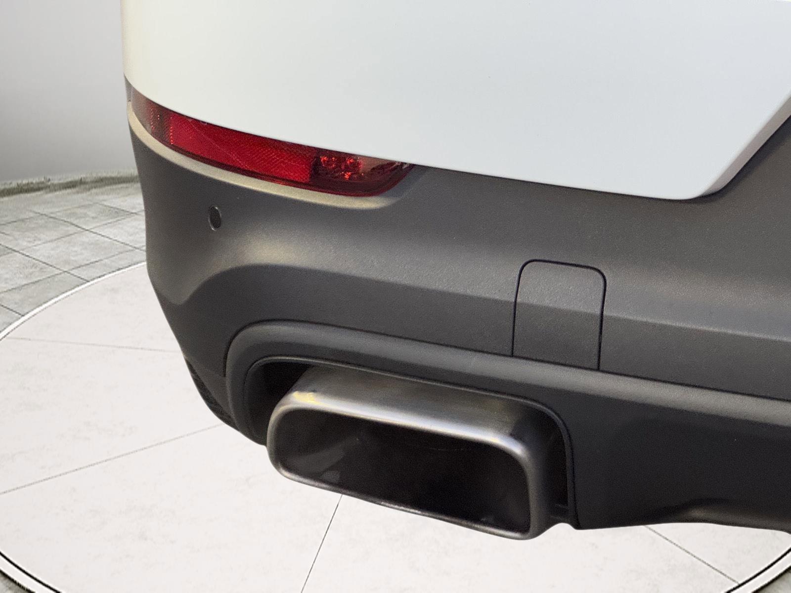 Used 2025 White Porsche  image 74