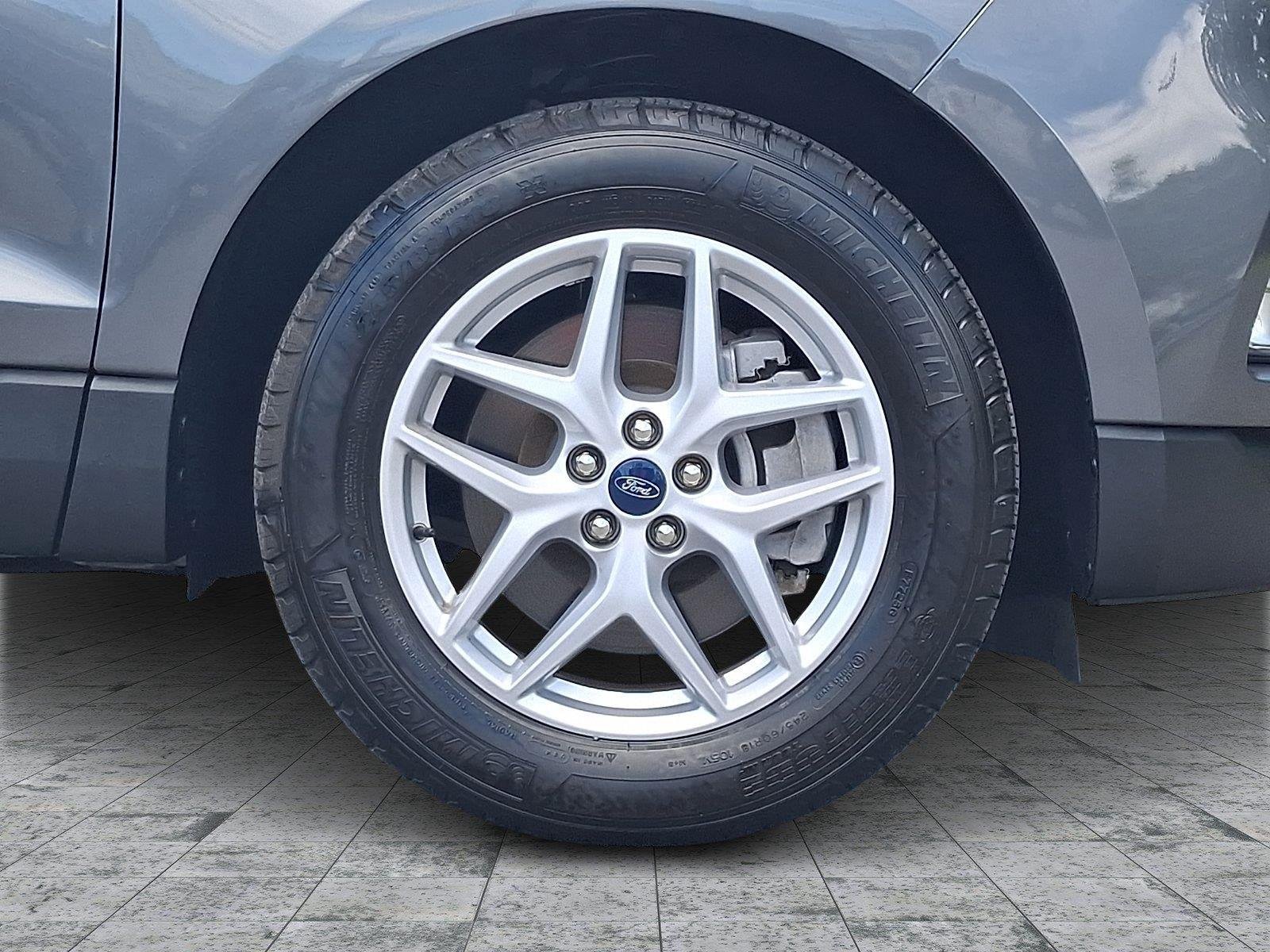 Used 2022 Carbonized Gray Metallic Ford SEL image 8