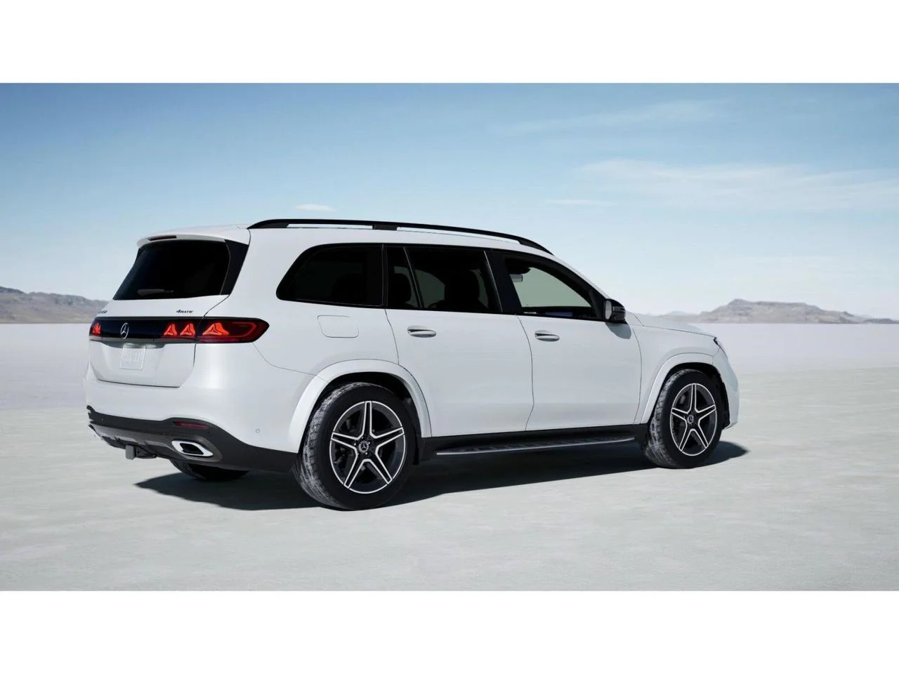 New 2027 MANUFAKTUR Moonlight White Metallic Mercedes-Benz GLS 450 image 20