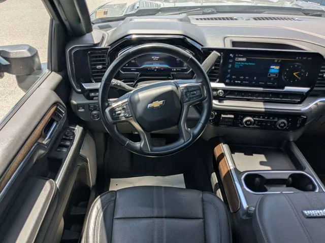 Used 2024 Gray Chevrolet High Country image 14