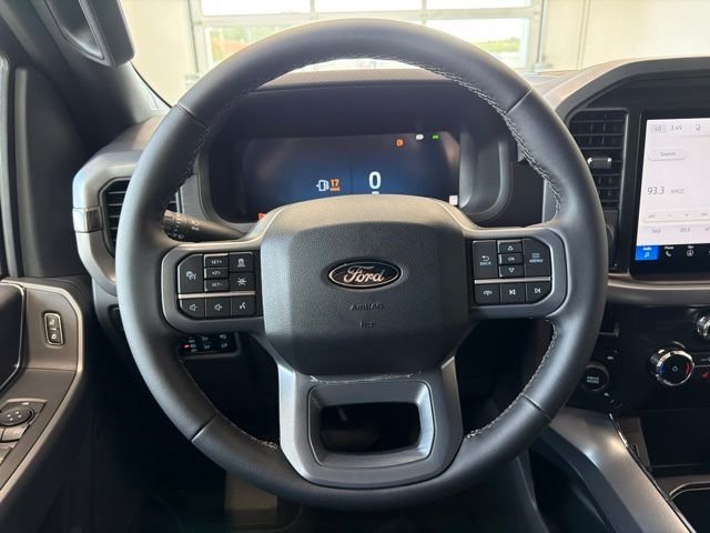 New 2026 Carbonized Gray Metallic Ford XLT image 25