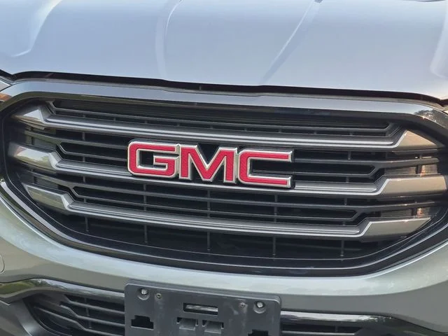 Used 2021 Gray GMC SLE image 24