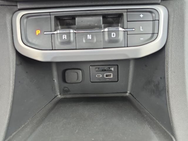 Used 2020 Silver GMC SLT image 20