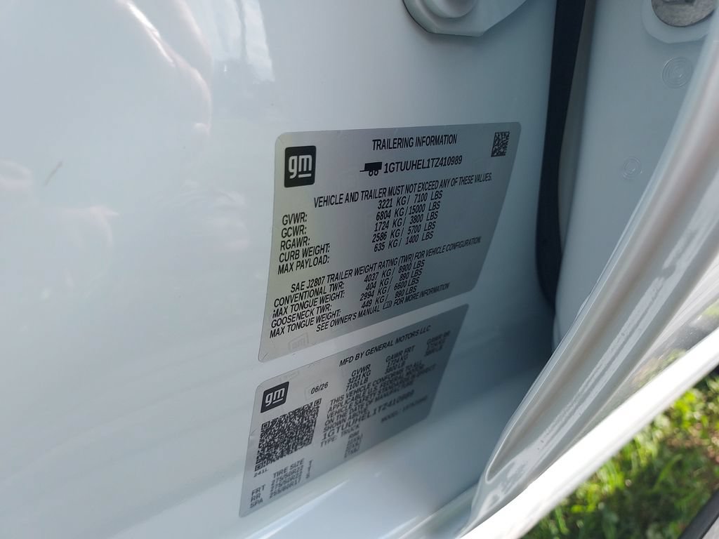 New 2026 Glacier White Tricoat GMC Denali Ultimate image 25