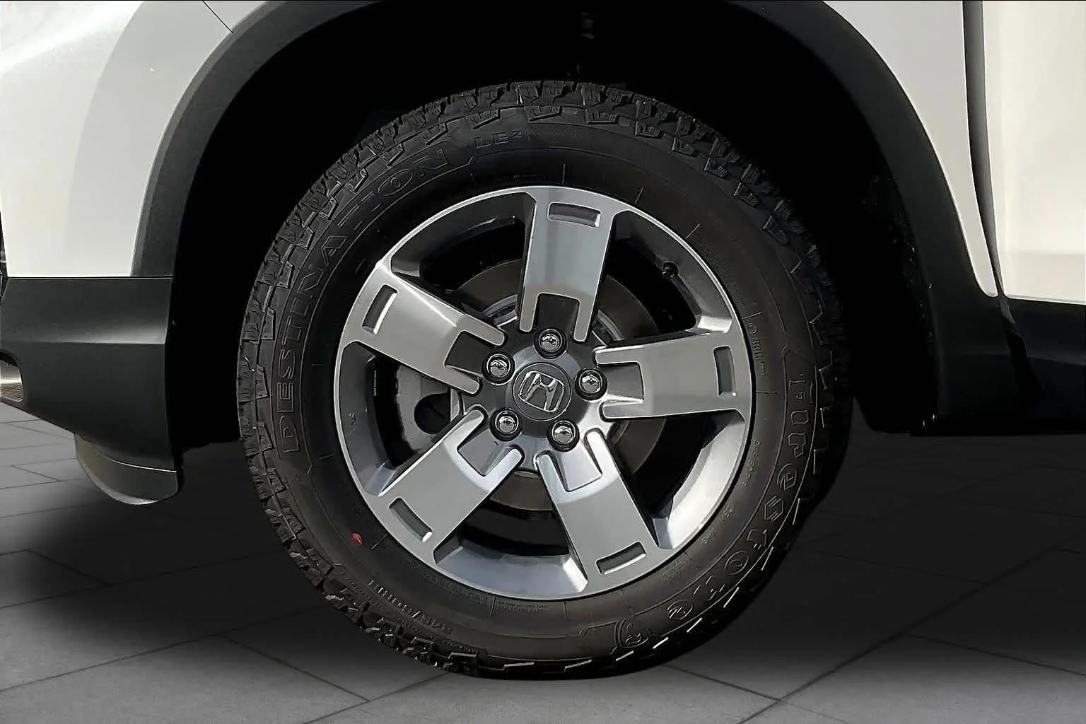 New 2026 Platinum White Pearl Honda RTL image 11