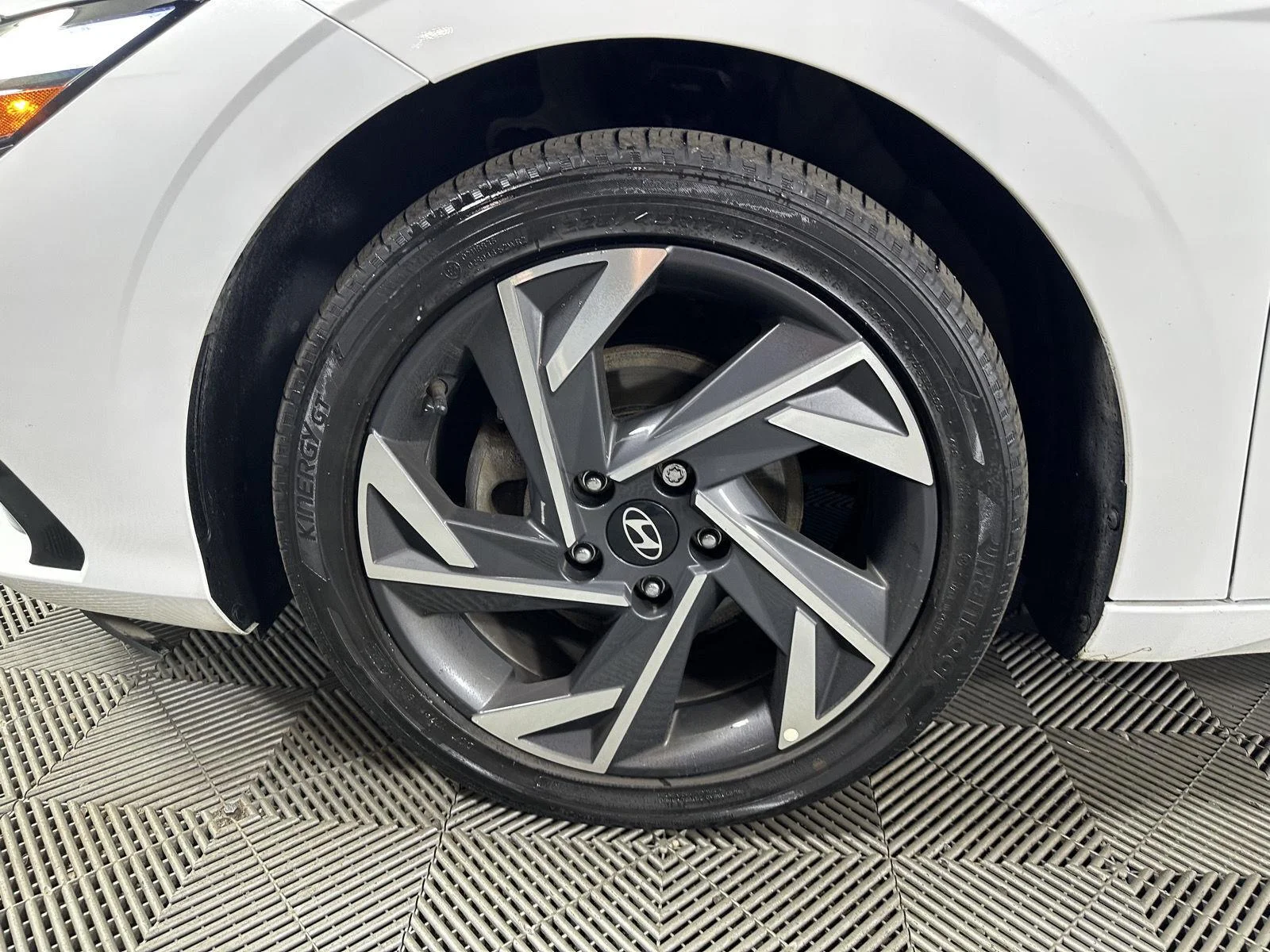 Used 2024 Serenity White Hyundai Limited image 14