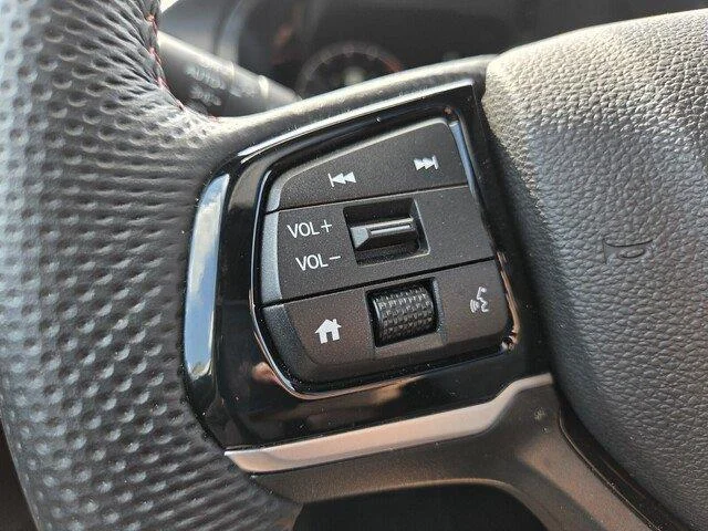 Certified Used 2026 Platinum White Pearl Honda Black Edition image 12