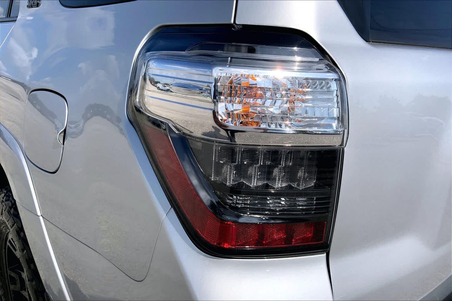 Used 2022 Classic Silver Metallic Toyota SR5 Premium image 28