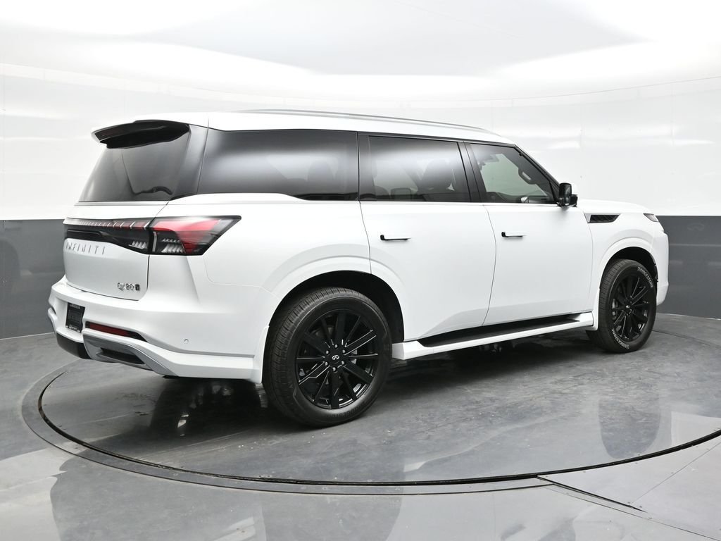 New 2026 RADIANT WHITE INFINITI Luxe 4WD image 7