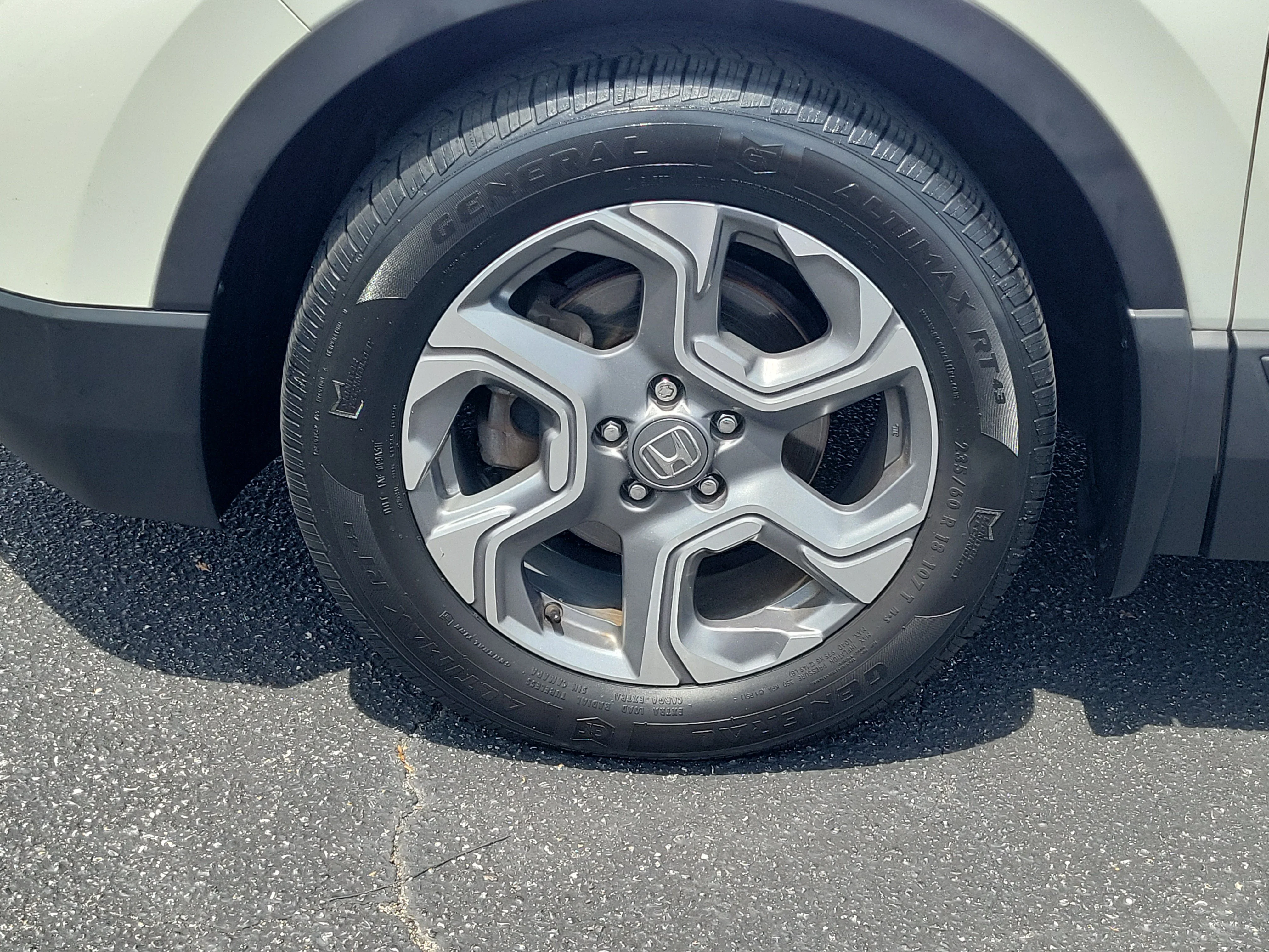 Used 2017 White Honda EX-L image 30