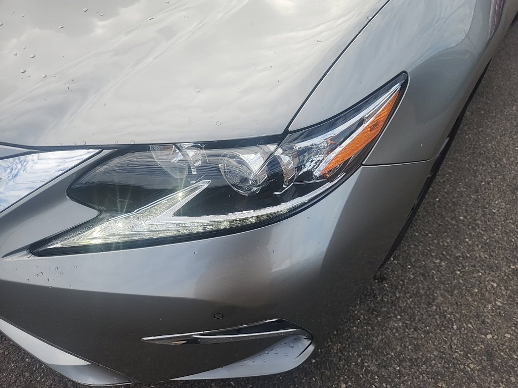 Used 2017 Silver Lexus 350 image 5