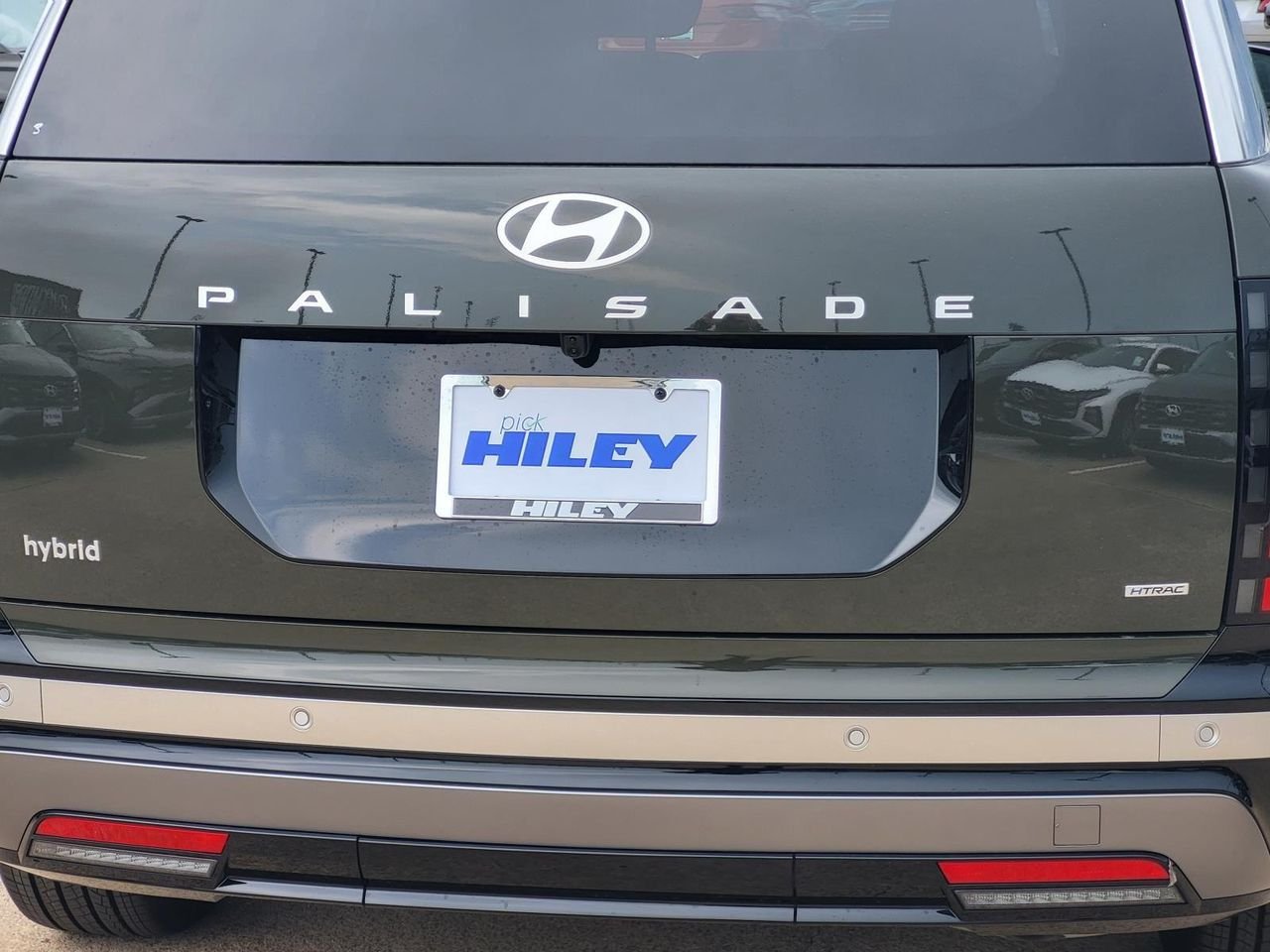 New 2026 Titan Green Hyundai Limited image 6