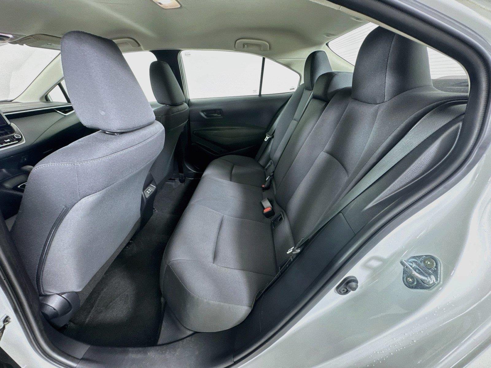 Used 2025 Wind Chill Pearl Toyota LE image 23