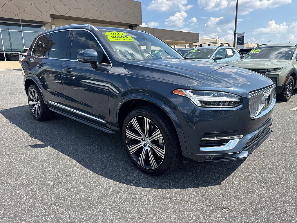 Used 2024 Denim Blue Metallic Volvo Plus Bright Theme image 3