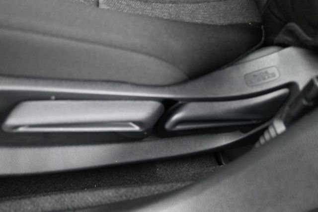 New 2026 Solar Silver Metallic Honda LX image 23
