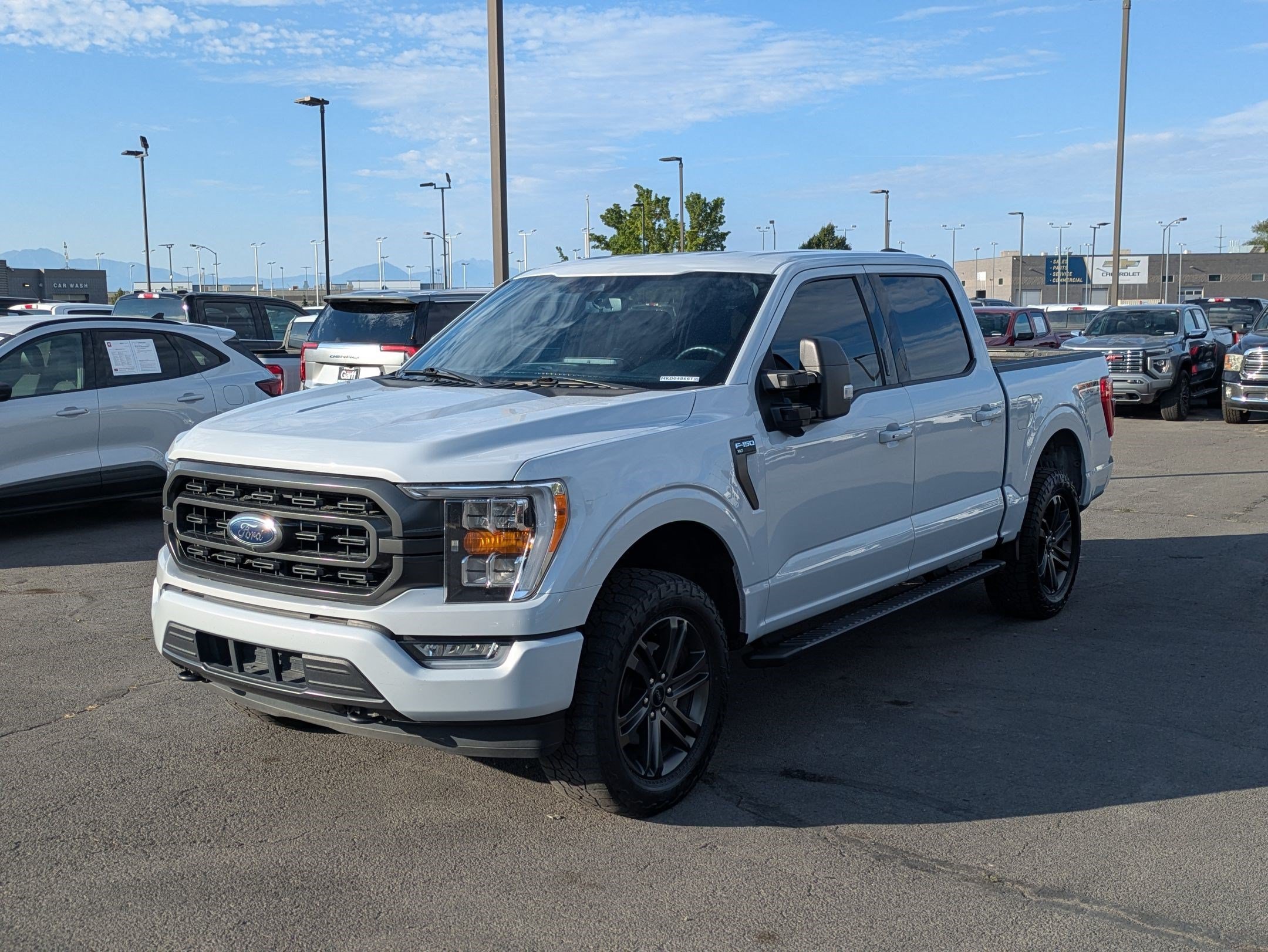 Used 2021 White Metallic Ford XLT image 8