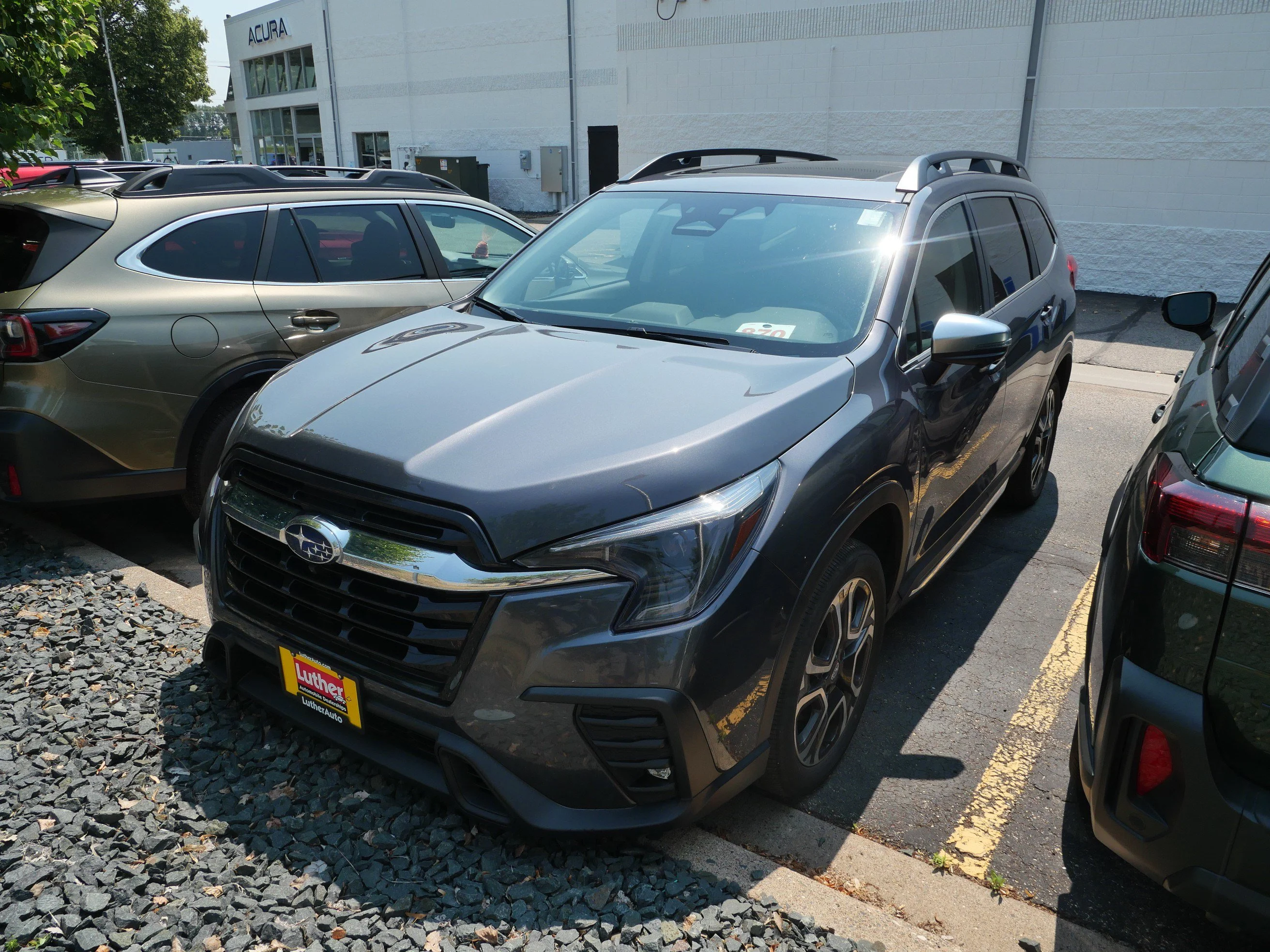 Used 2023 Magnetite Gray Metallic Subaru Limited image 2